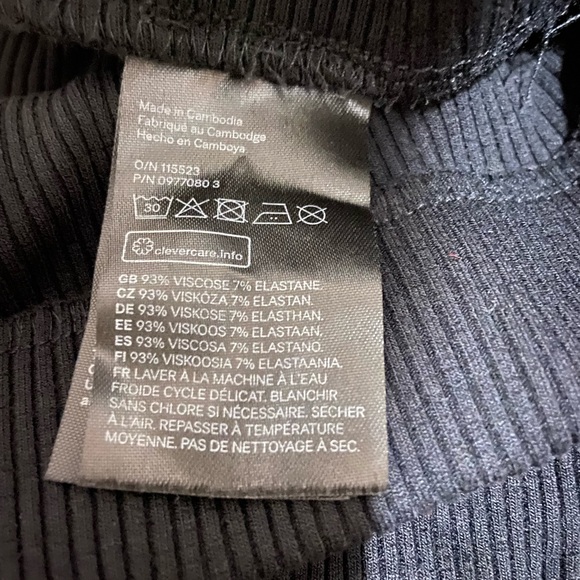 Black ribbed midi skirt - Picture 4 of 4